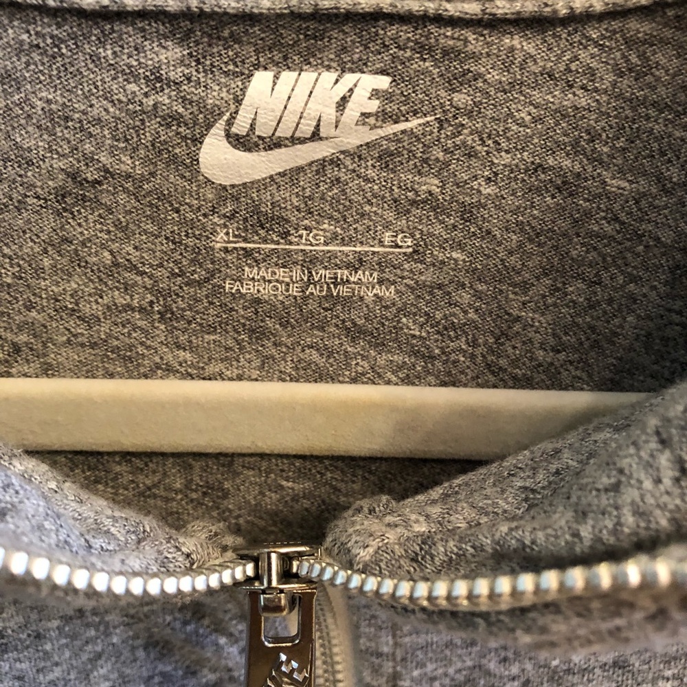 Nike Zip Up - Picture 2 of 2